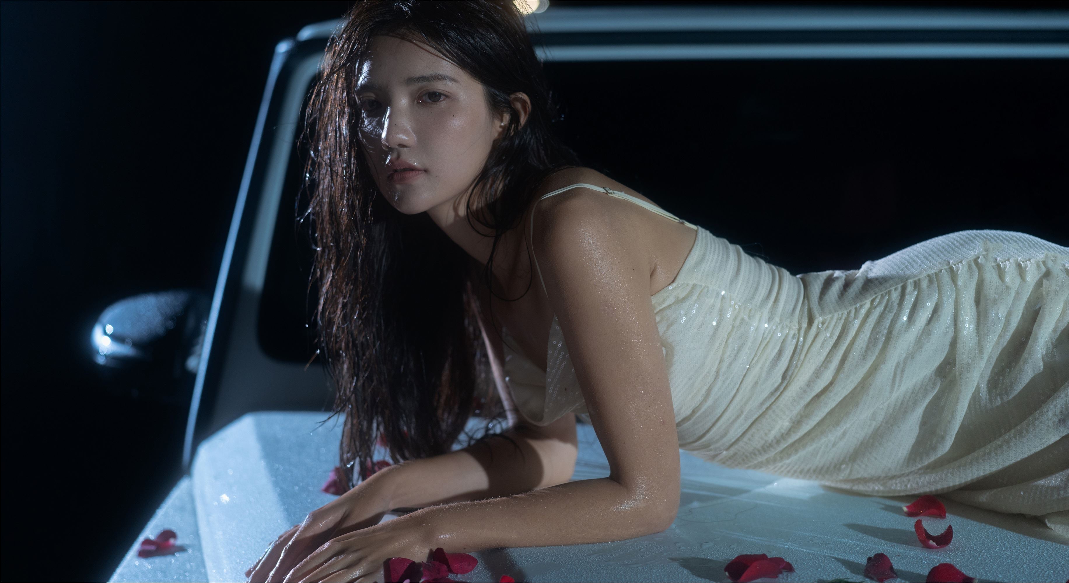 YITUYU艺图语 2025.01.23 冷雨夜 多米Domy